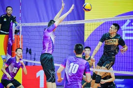 詹姆斯17投4中，纪录被终结，险成输球罪人，最后一传将功补过