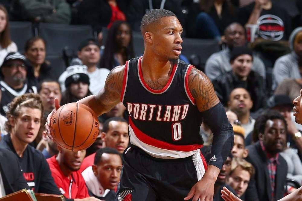 在足球转会 在足球转会