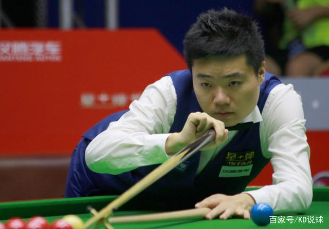 在上半场尾 在上半场尾