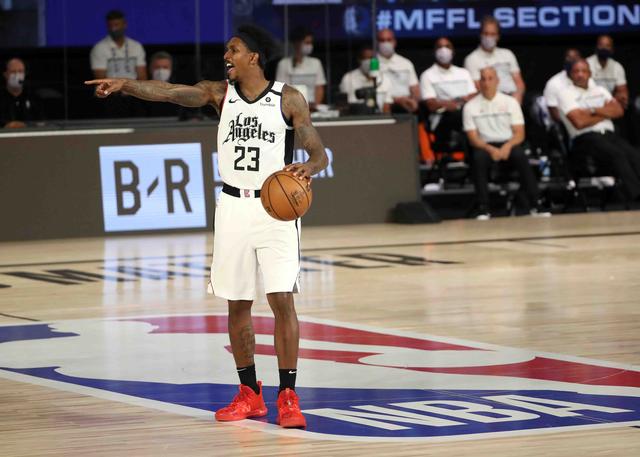 两位新生代 两位新生代