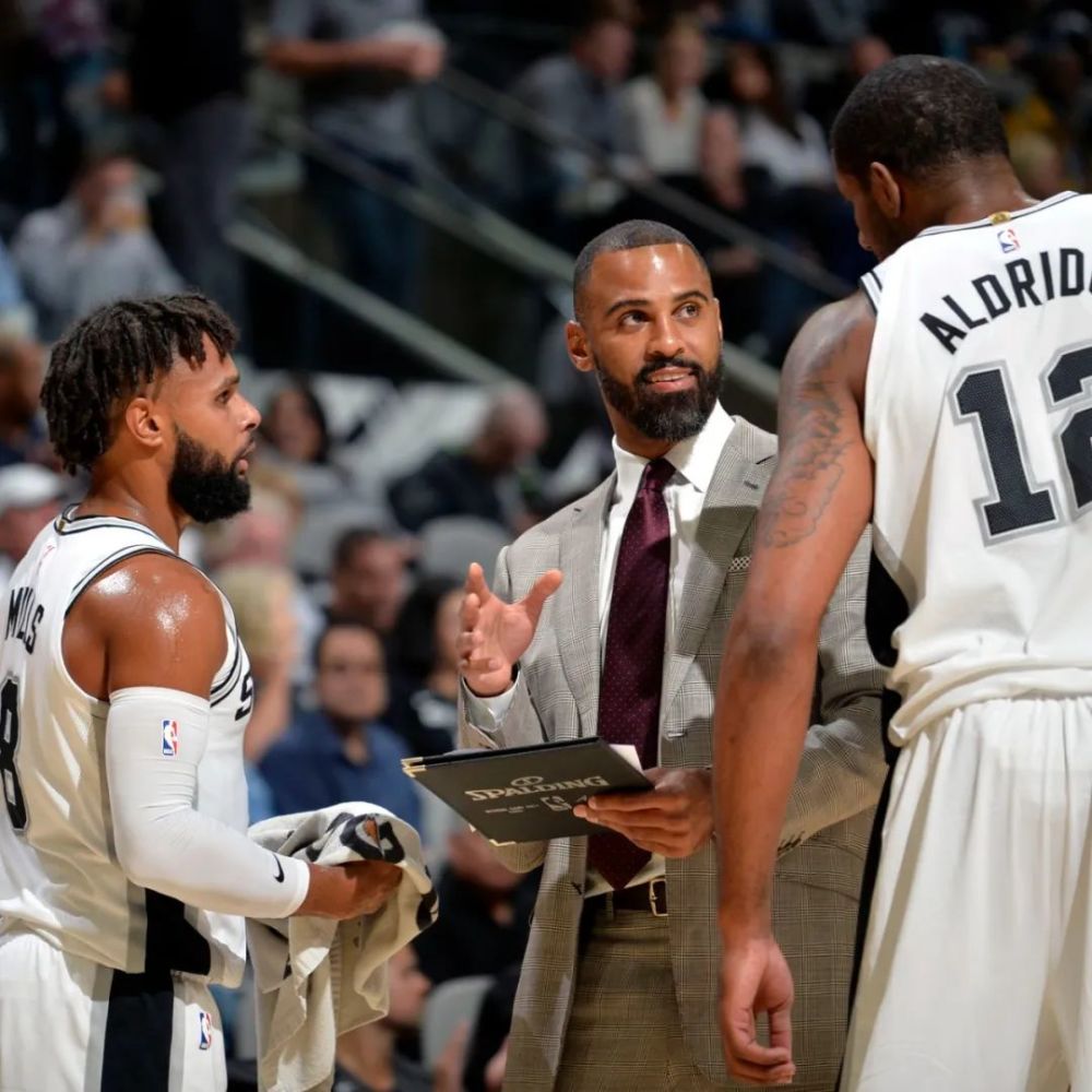 进攻端拥有 进攻端拥有