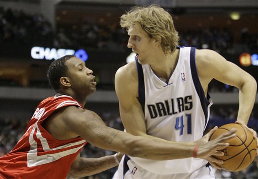 素质也不容 素质也不容