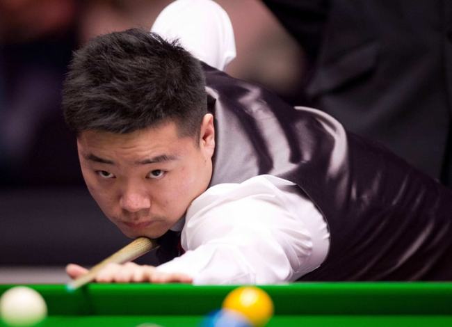 激烈角逐 激烈角逐